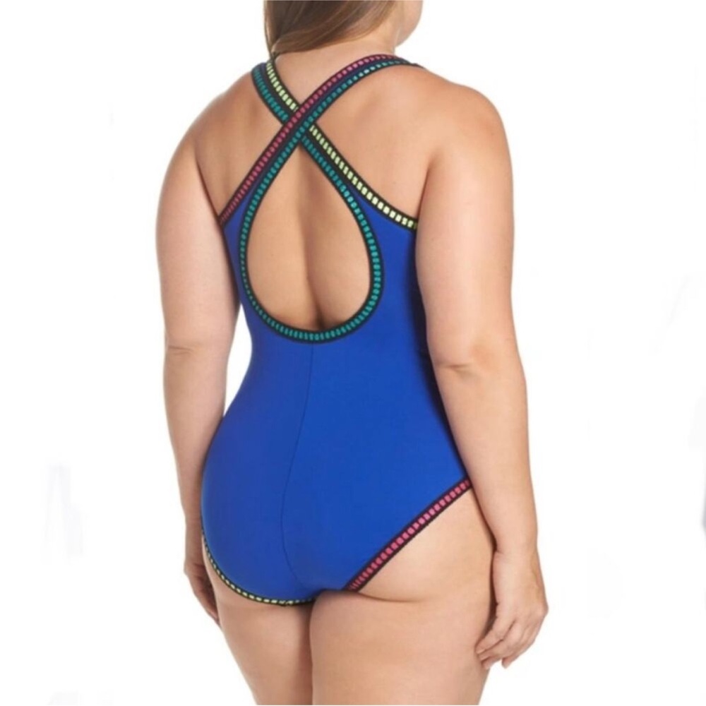 La Blanca Threading Crossback One piece New